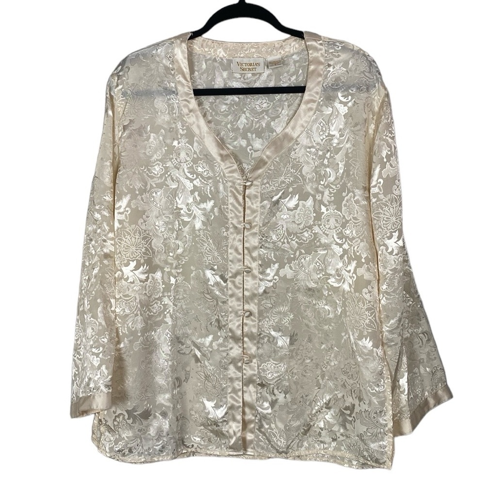Vintage Victoria’s Secret gold label ivory button-down sleep blouse
